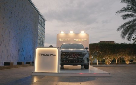 “Al Fahim Motors” Showcases the All-New ROEWE D5X at Fairmont Bab Al Bahr