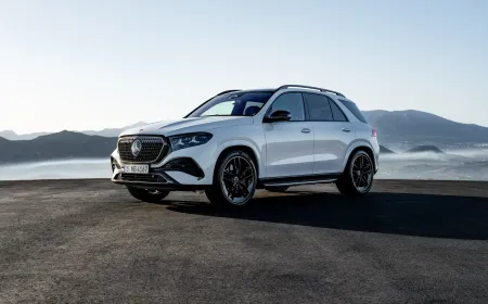 مرسيدس بنز GLE وGLE كوبيه 2026: عندما يمتزج الذكاء الرقمي بالأداء المهيمن