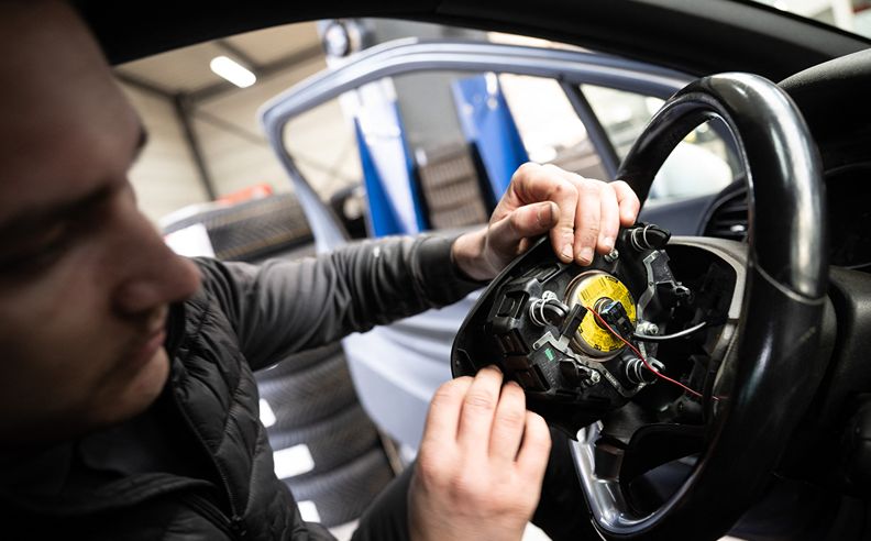 حملة استدعاء وسائد تاكاتا وتحذير “التوقف عن القيادة”