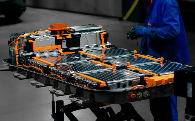 Why EVs Are Heavier Than Gas Cars?