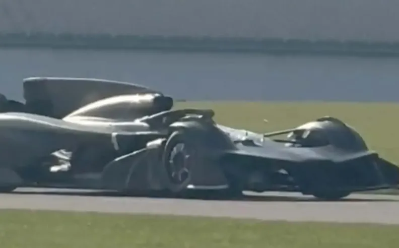 Video: Aston Martin Prototype Looks Like a Formula 1 Monster