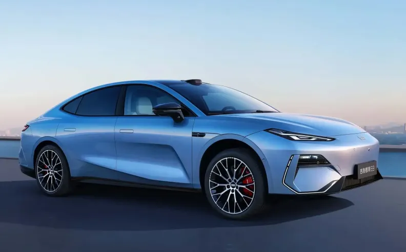 استهلاك وقود مذهل: 105 ميل للجالون