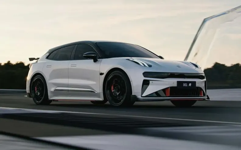 زيكر 001: الابتكار الصيني الجريء