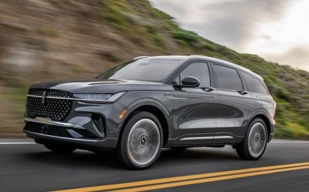 Lincoln Nautilus Named Best Luxury Hybrid SUV by U.S. News & World Report