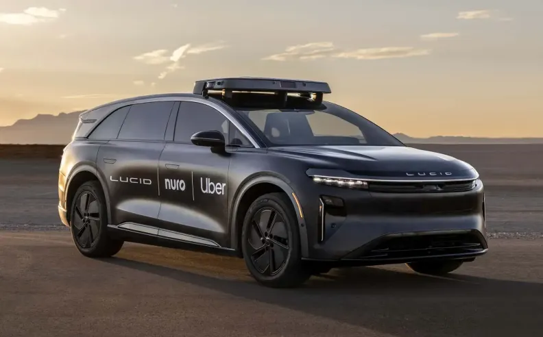 تحدي الـ Robotaxi: العمل على مدار الساعة