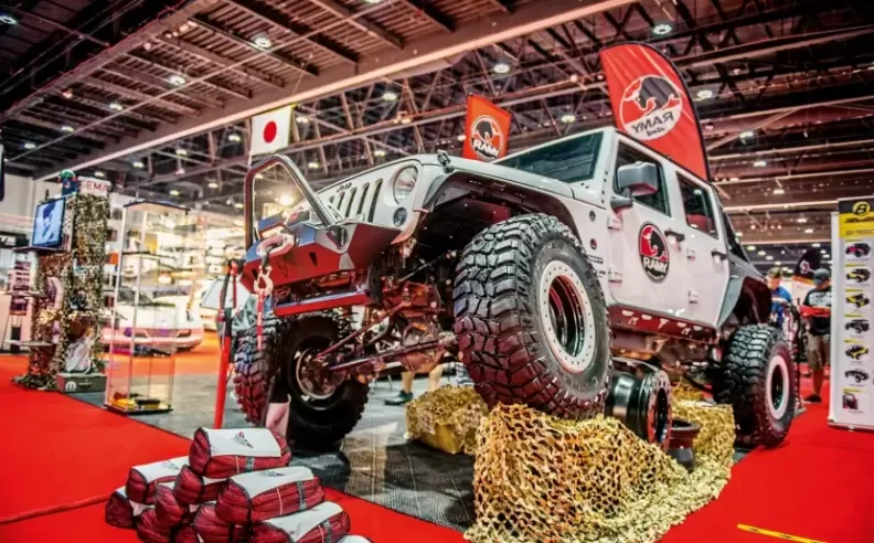 Off-roading enthusiasts