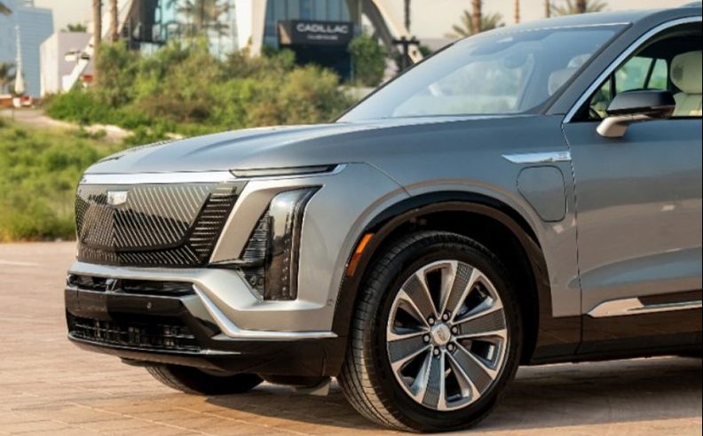 Cadillac Middle East Highlights VISTIQ’s Versatility and Luxury