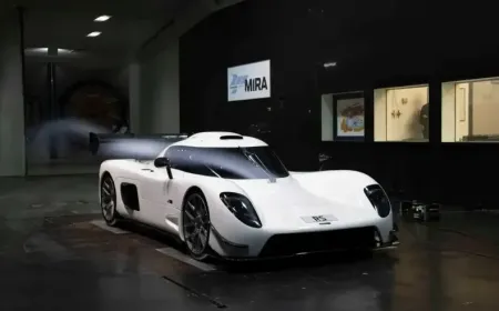 Peregryn GTR Challenges Corvette ZR1 With Raw Performance