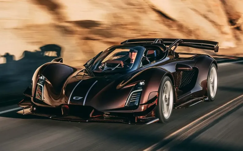 سي زنجر تستهدف انتزاع عرش حلبة نوربورغرينغ من مرسيدس AMG One