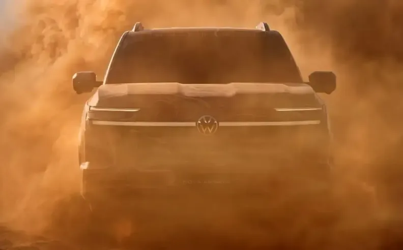  أماروك 800 TSI: منظومة هجينة تتجاوز 464 حصاناً