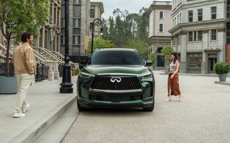 كيف توازن إنفينيتي QX60 بين الفخامة والأداء العملي
