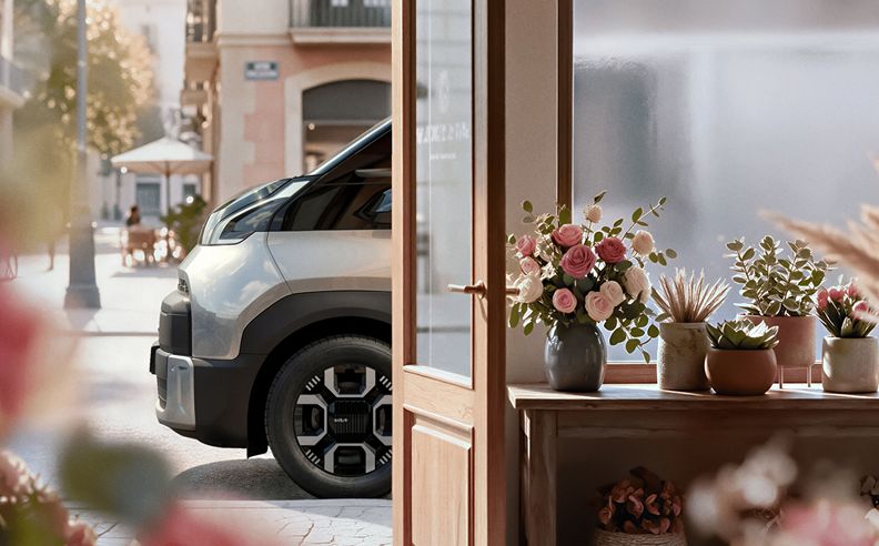 Kia PV7 Expands PBV Lineup Into the Light Commercial Vehicle Segment
