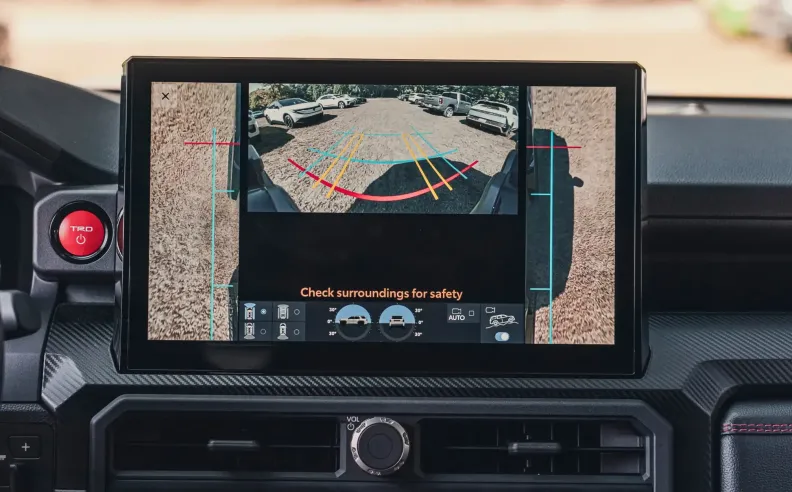 Software Builds the Virtual Top View
