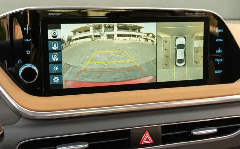 How Dynamic Rearview Camera Lines Work