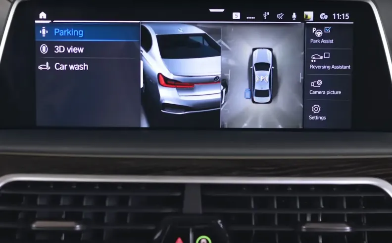 Fixed Lines Show Vehicle Width and Distance