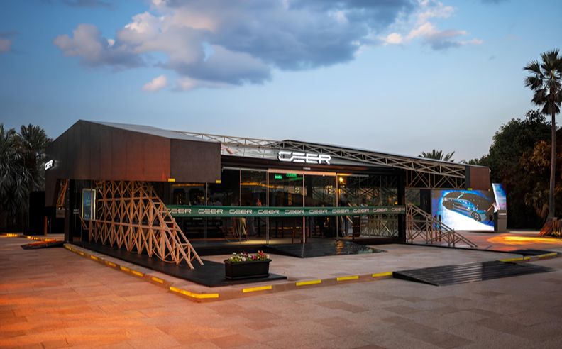 CEER Opens First Mobile Store in Riyadh and Launches Reservations for EXOBOT
