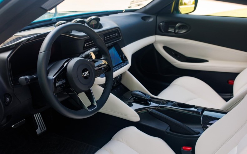 Nissan Z Kaze Concept Celebrates Open-Top Sports Car Heritage