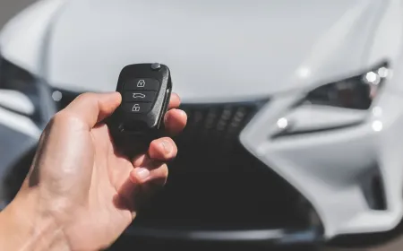 كم يبلغ مدى مفتاح السيارة الذكي؟ الحقائق العلمية وأسباب ضعف الإشارة