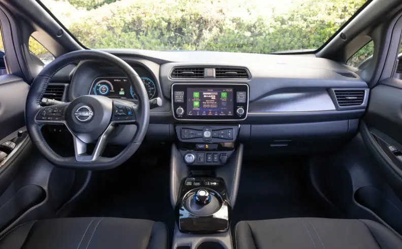 التجهيزات المتوفرة في ليف