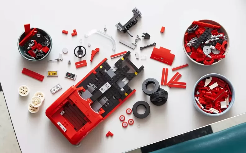 The 1961 Chevrolet Convertible Lego kit