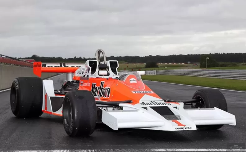 McLaren-Cosworth M26 and Porsche 911 GT3 Cup