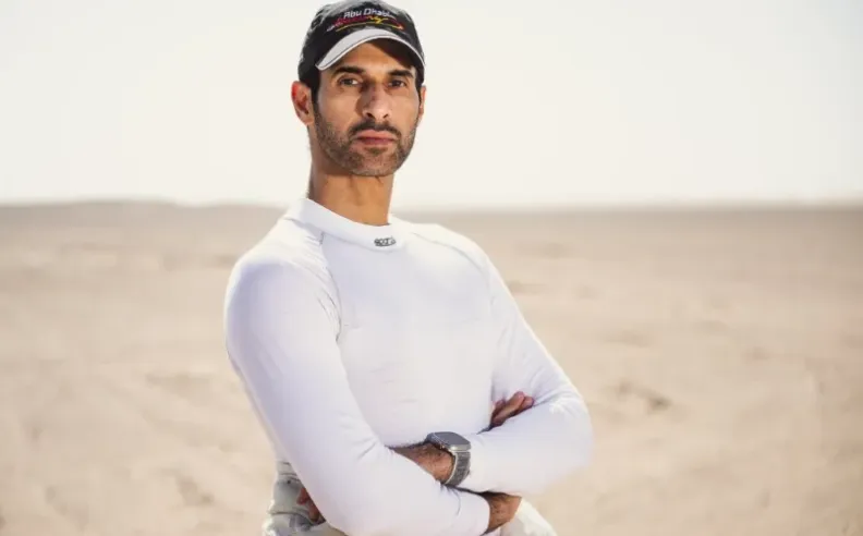 أعضاء فريق رالي أبوظبي الإماراتي