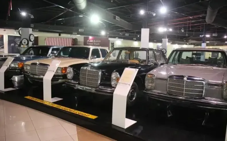 استمتع بزيارة متحف الشارقة للسيارات الكلاسيكية