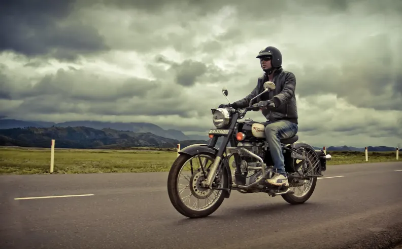 كيفية استخراج رخصة القيادة للدراجات النارية في السعودية