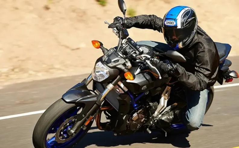 قوانين المرور للدراجات النارية في السعودية