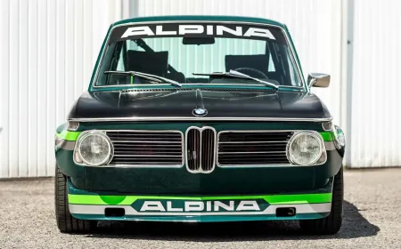 تعديل جديد من مانهارت: قوة بي ام دبليو 2002 Tii ألبينا الكلاسيكية ترتقي إلى 200 حصان