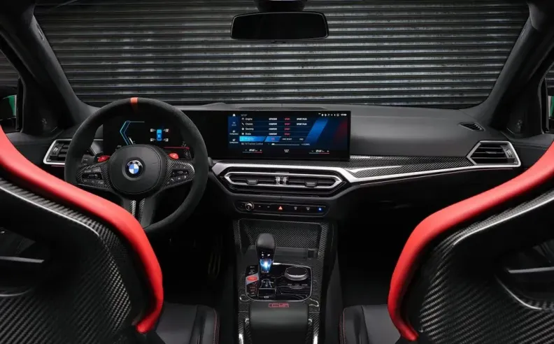 تصميم خارجي عدواني وداخلي فاخر