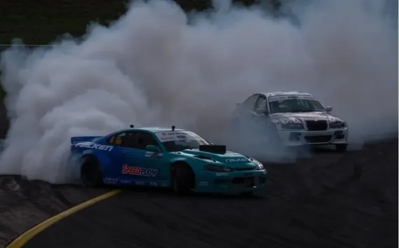 ممارسة التفحيط بطريقة شرعية