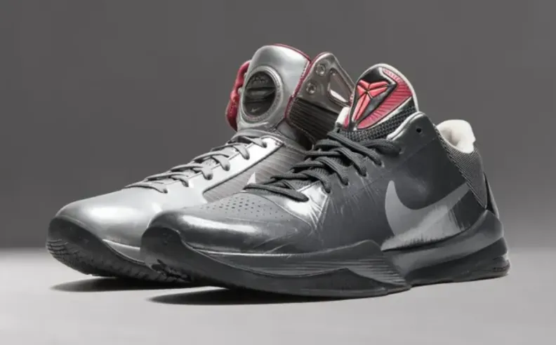 أستون مارتن - نايك - كوبي براينت