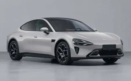 الكشف عن شاومي SU7: أول سيارة سيدان كهربائية أنيقة للشركة