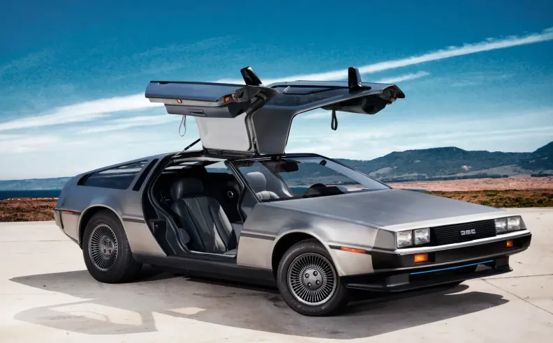 دي لورين DMC-12: رمز السفر عبر الزمن