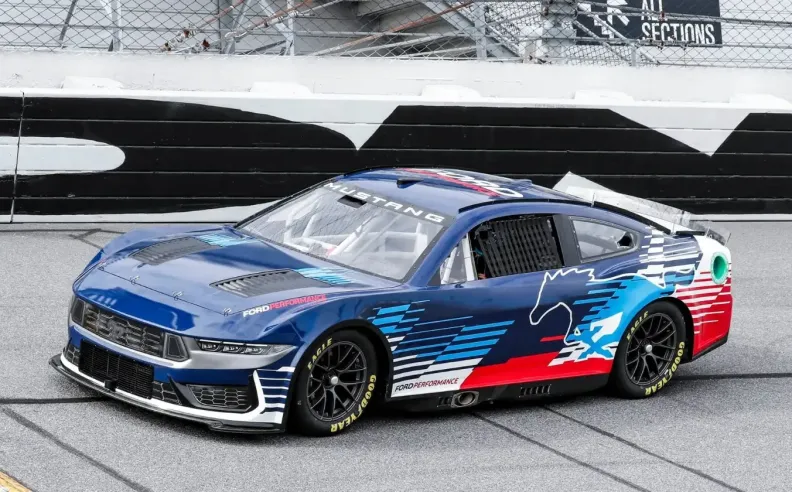 تجربة فريدة لمحبي السباقات