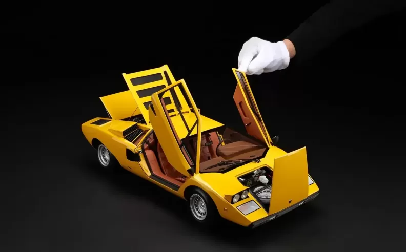 Lamborghini Countach LP400