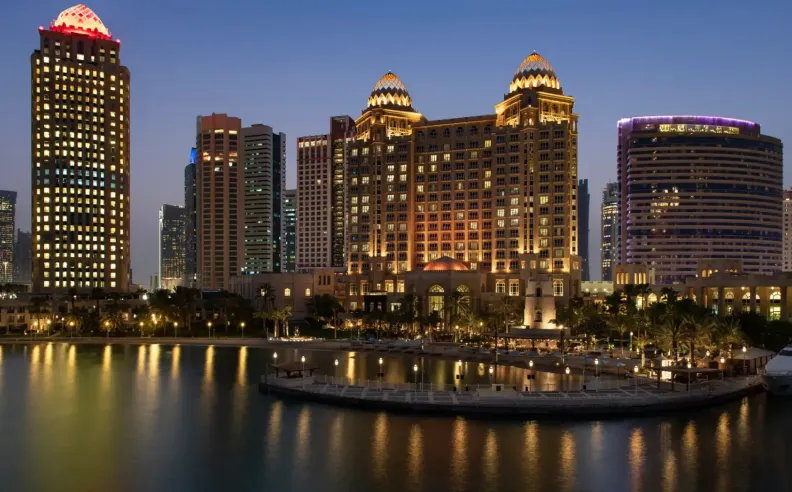 تصدر فورسيزونز جوائز دليل فوربس للسفر: تحقيق الريادة عبر الابتكار والخدمة