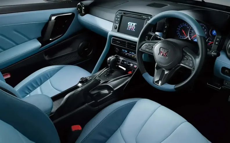 عودة أسطورة نيسان: الإطلاق المنتظر لـ GT-R 2025