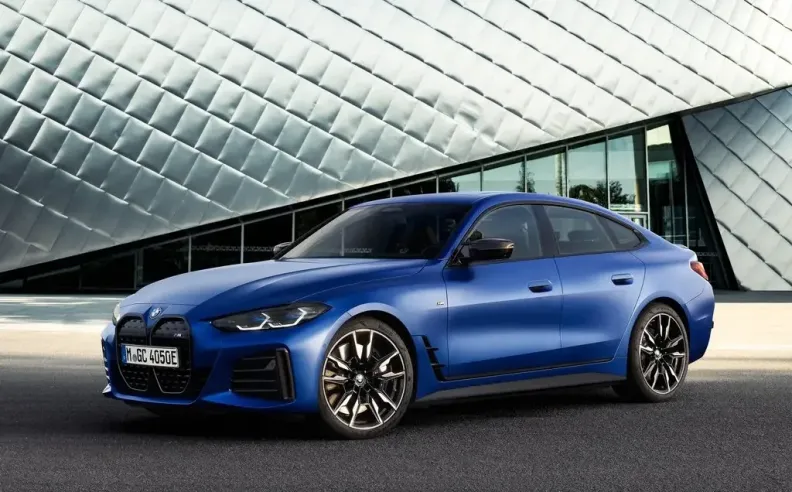 2024 بي ام دبليو i4