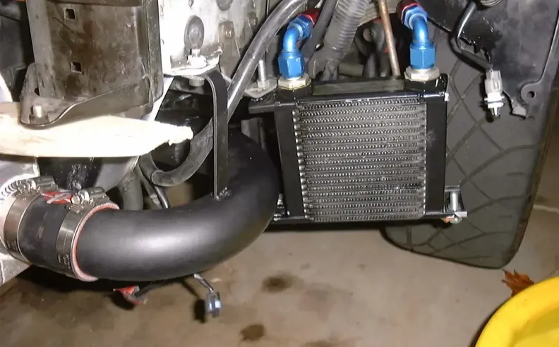 كيفية عمل مبرد زيت القير في سيارتك 