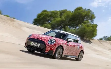 أول إطلالة للسيارة الكهربائية MINI John Cooper Works  في مهرجان جودوود للسرعة قبل إطلاقها العالمي