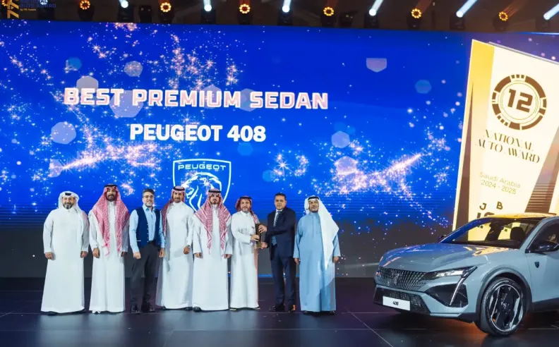  بيجو 408 تجسد روح التميز