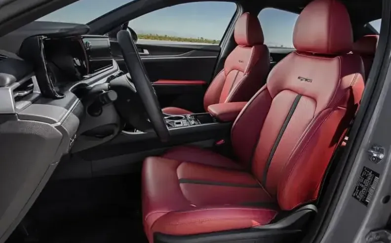 تجهيزات كيا K5 موديل 2023 فئة فل كامل