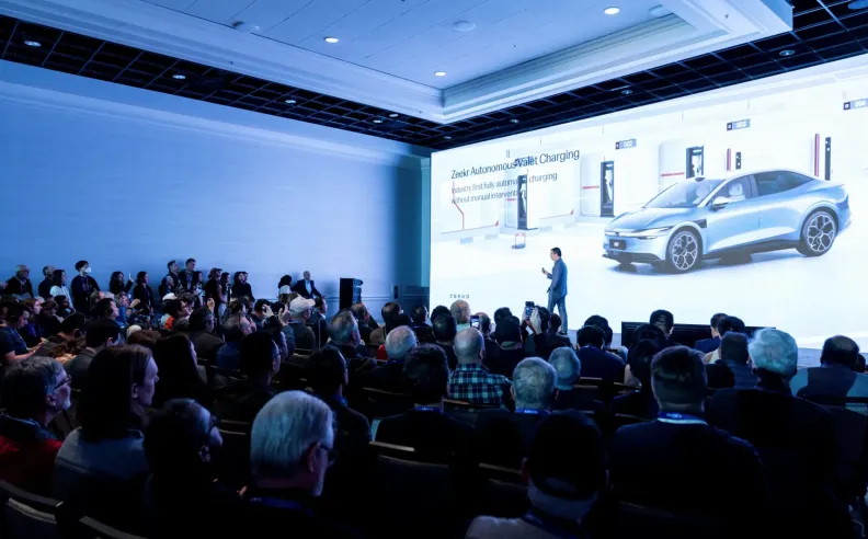 أول مركبة مخصصة للتنقل الذاتي يتم إنتاجها على نطاق واسع