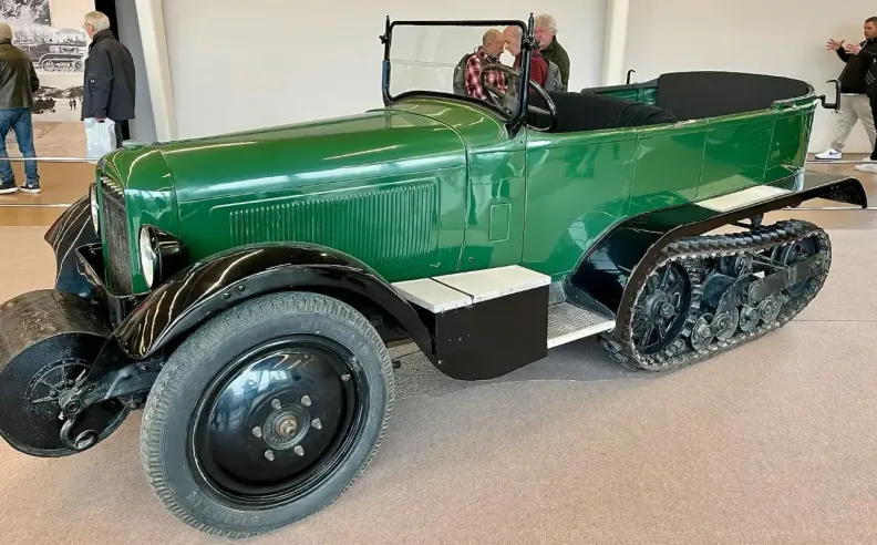 إبداعات ريستمود والتحف المعدلة