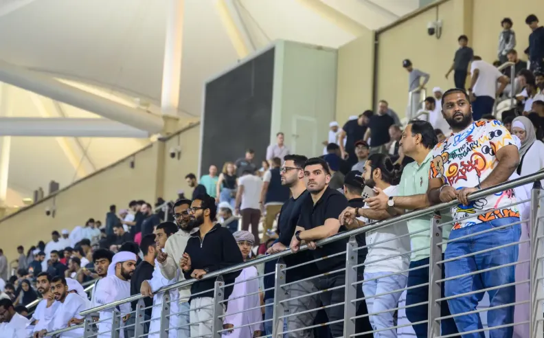 عشّاق السيارات يجتمعون في ياس لحدث مذهل مليء بالاثارة