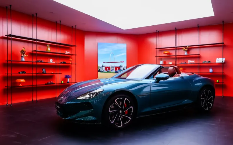 ام جي Cyberster 2026: تحديث جريء وتقنيات ذكية جديدة