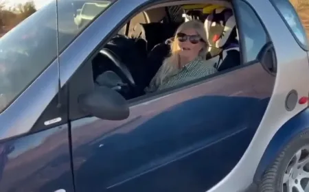 تقاعد من نوع مختلف: امرأة تتحدى الواقع وتسكن سيارة سمارت!