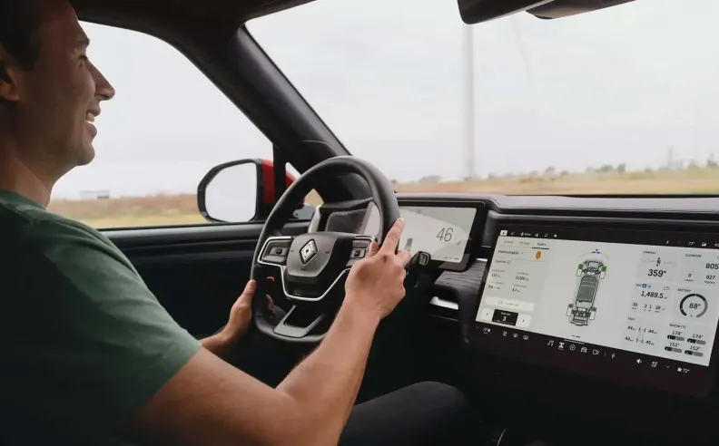 تسلا أثرت على منظور الصناعة لمستقبل السيارات